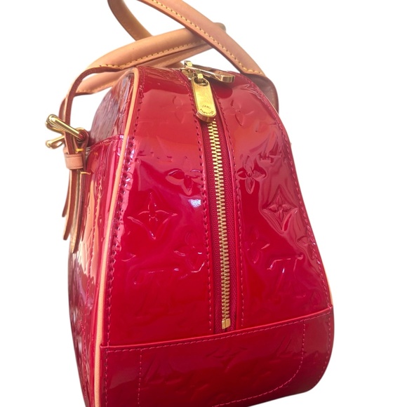 Louis Vuitton Vernis Summit Drive Hand Bag - Picture 15 of 16